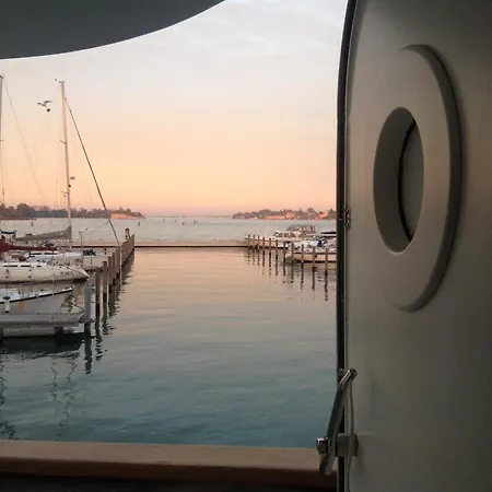 Tekne Yacht Bert Venezia Venedik